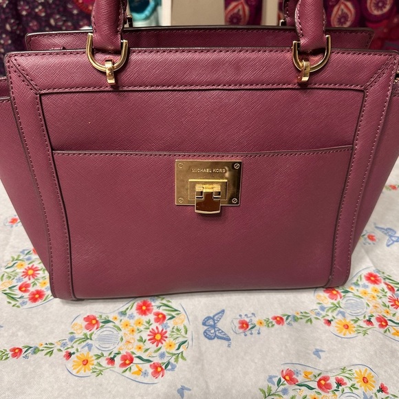 Michael Kors wine colored Satchel with Gold Hardware - Picture 1 of 13